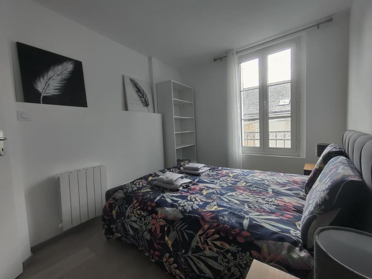 Appartement T3 PLUME Hyper centre d'ERNÉE Exterior foto